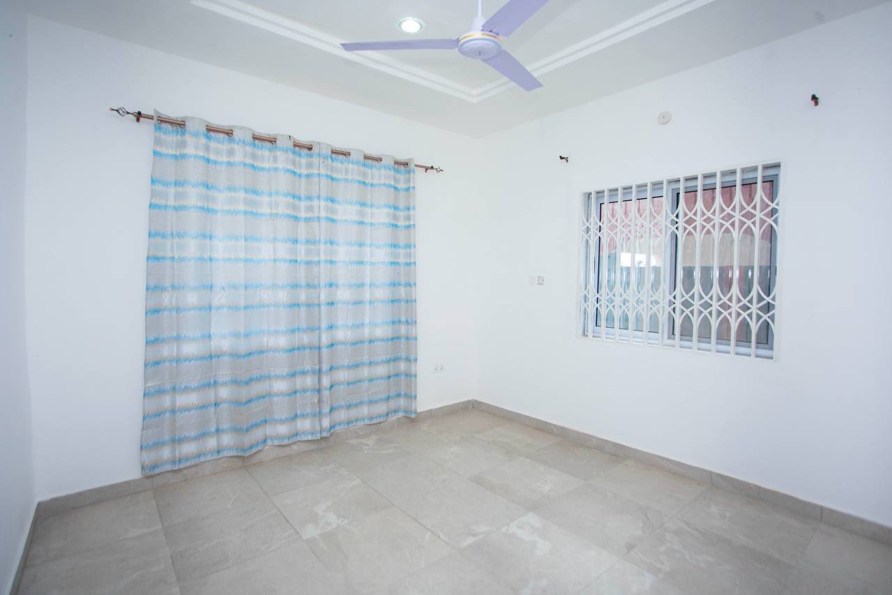 Blue Gardens Estate 1